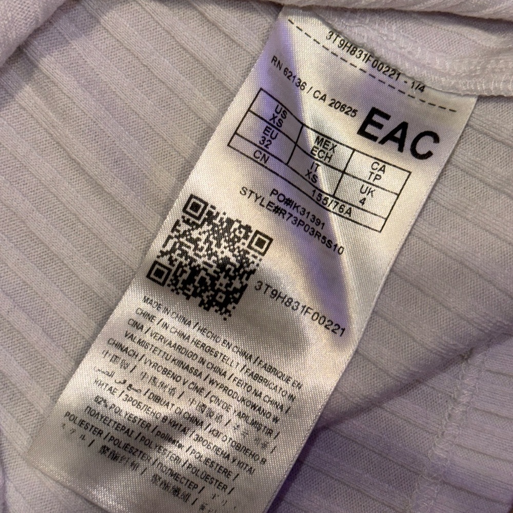 Guess White Sleeveless Zip Tank Top - Picture 4 of 4